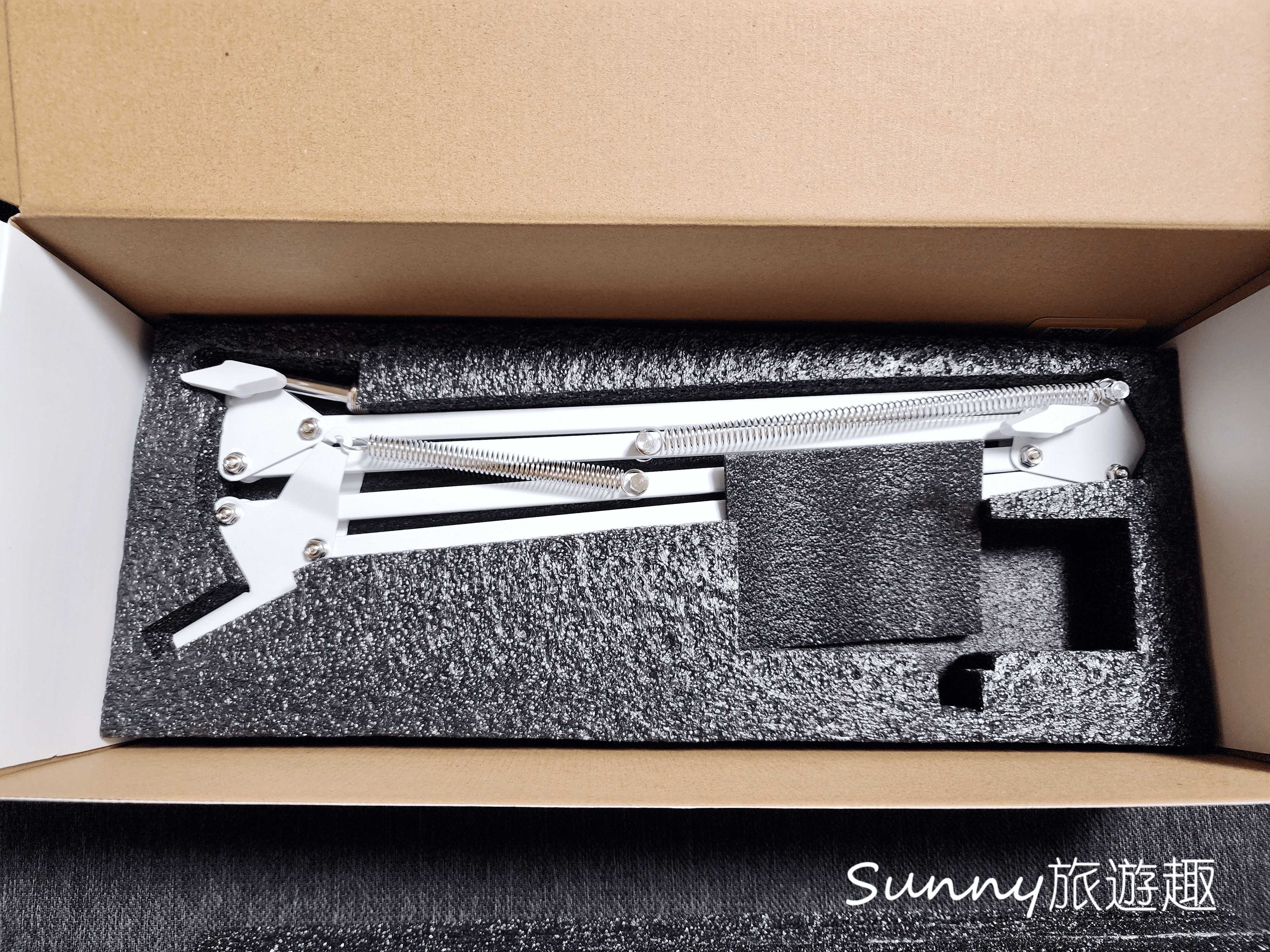 COMICA -EJoy Uni Pro 電容式無線麥克風開箱實測.無線麥克風開箱